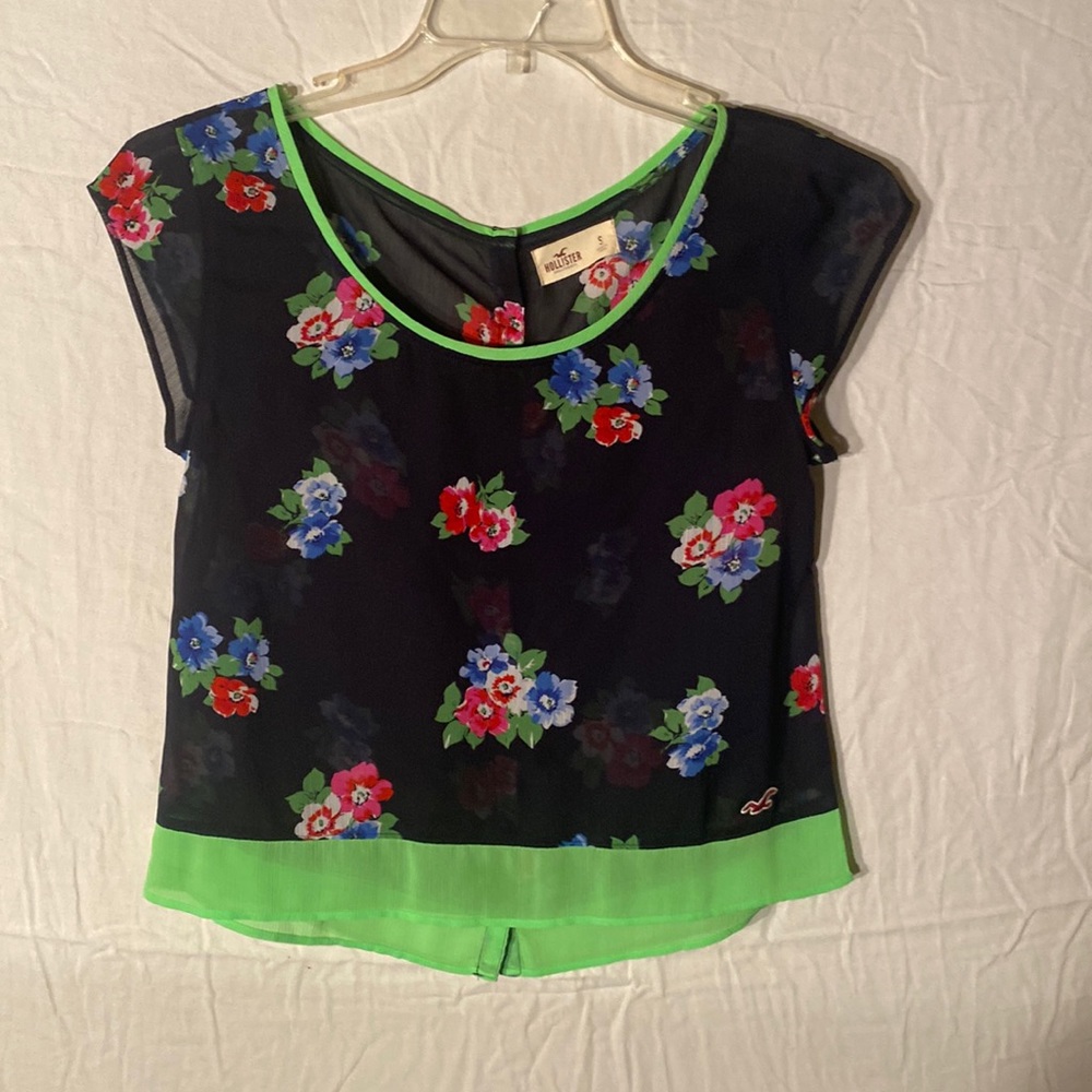 Hollister Floral Girls Blouse - Black Red and Green